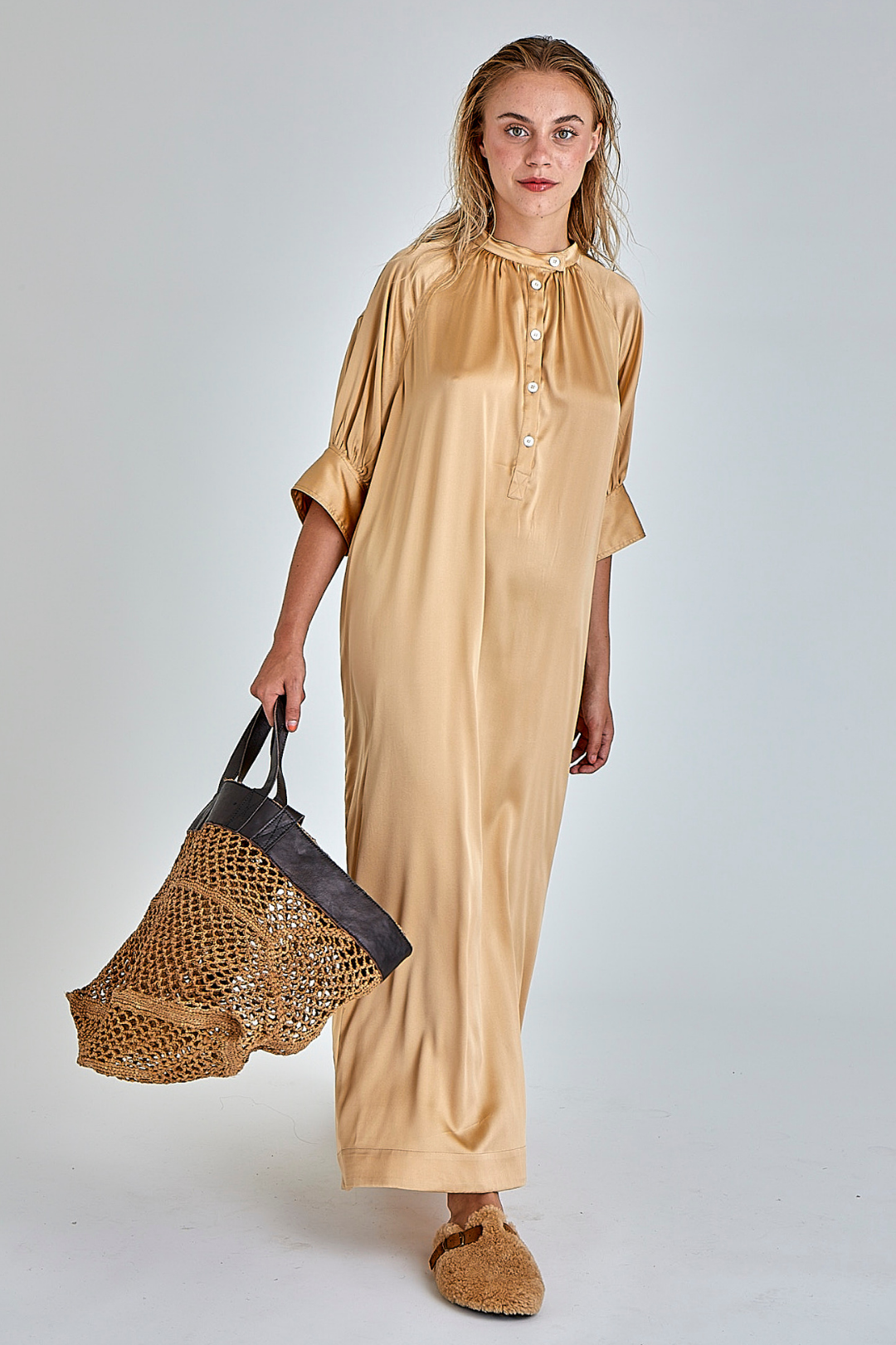 ROBE VEDETTE SABLE BEIGE